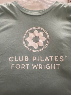 Club Pilates Sage Green High Low mini sleeve Tee in Large